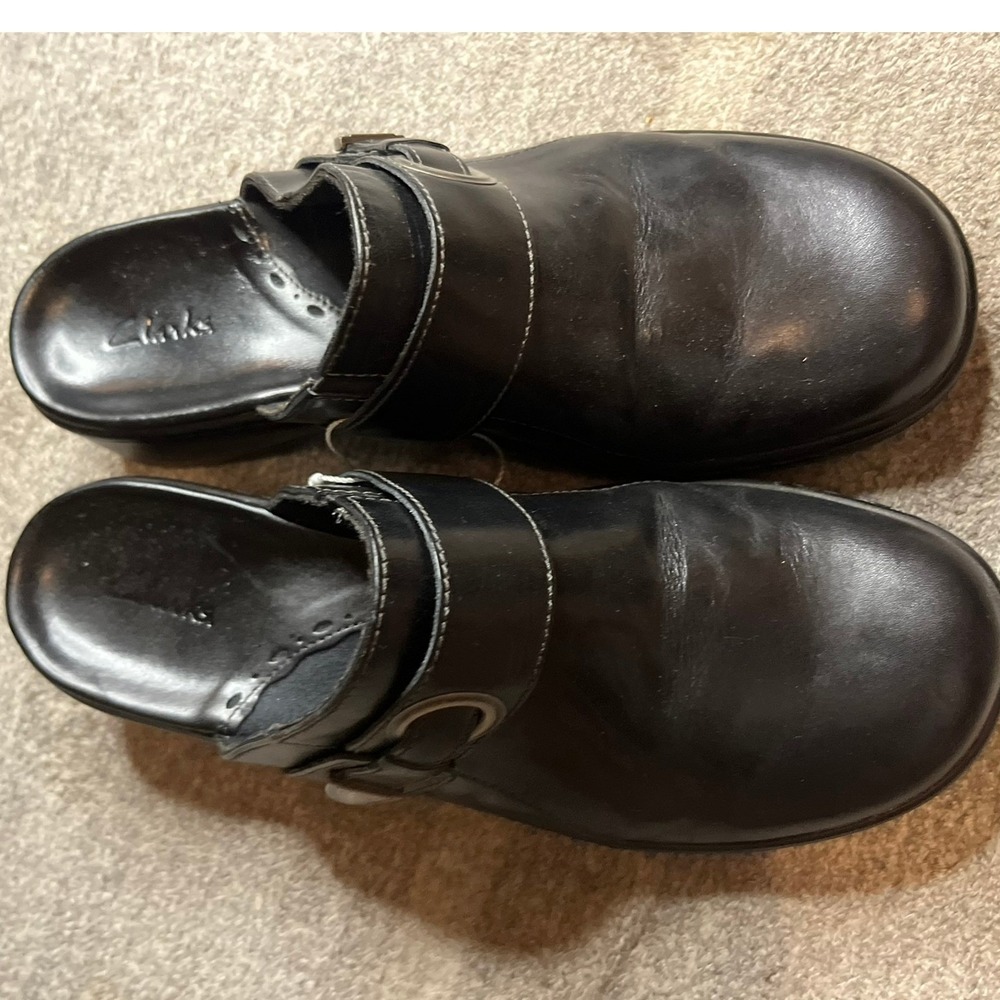 Clarks Womens Black Leather Clogs Buckle Strap Wedge Mules Size 7.5 M Slip On